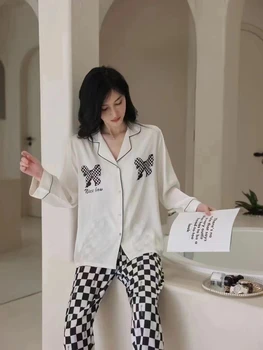 Baskı İlmek Siyah ve Beyaz Izgara Turn-aşağı Yaka Harfler Uzun Kollu Pijama Kadın Rahat Gevşek Loungewear İki Parça Setleri