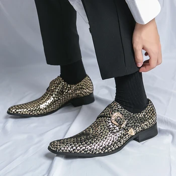 Moda erkek Oxfords Lüks Moda Parti Ofis Resmi Ayakkabı Yüksek Kaliteli Erkek Gümüş Tasarımcı Akşam Elbise Ayakkabı Erkekler için