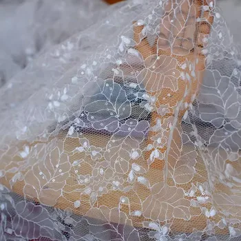1.5 Metre Genişliğinde Yaprak İşlemeli Pullu Dantel Kumaş Gelinlik Abiye Giyim Tasarımcısı Kumaş