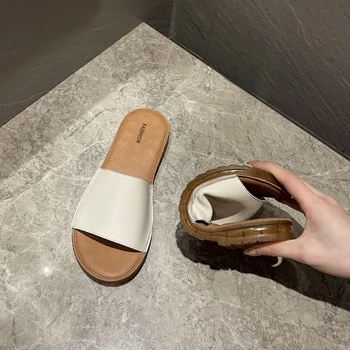 Ilkbahar Yaz Hakiki Deri Öğrenci Rahat yumuşak ayakkabı Kadın Tasarım Kız Moda Bayan Sandalet Bayan Rahat Med Topuklu