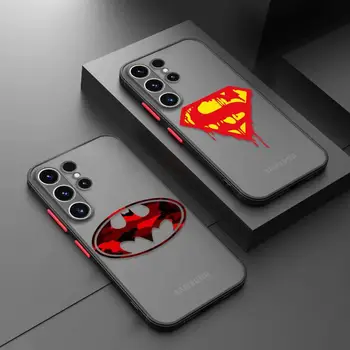 Kamuflaj Batman-Superman Logo Mat Telefon Kılıfı İçin Samsung Galaxy S23 S22 S21 S20 FE Ultra S10 S9 S8 Artı Not 10 Artı 20Ultra