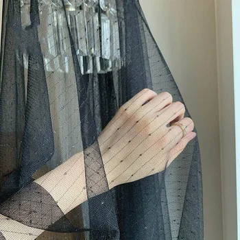 Gümüş tel örgü kumaş Dikey Çubuk Gümüş Tel Bağlantısı Küçük Nokta Jakarlı Örgü kadın See-through Elbise Kumaş DIY