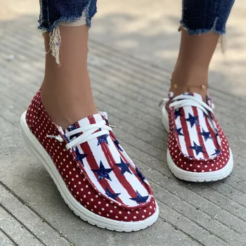 2023 Yeni kanvas ayakkabılar Kadın Hafif Slip-on Düz Ayakkabı Bayanlar Yaz Nefes Kumaş Loafer'lar Baskı yürüyüş ayakkabısı
