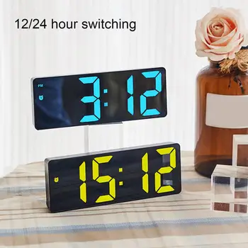 Dijital alarmlı saat Saat Büyük Ekran Erteleme Fonksiyonu Okunması Kolay Çok Fonksiyonlu Masaüstü LED çalar saat Ofis Malzemeleri